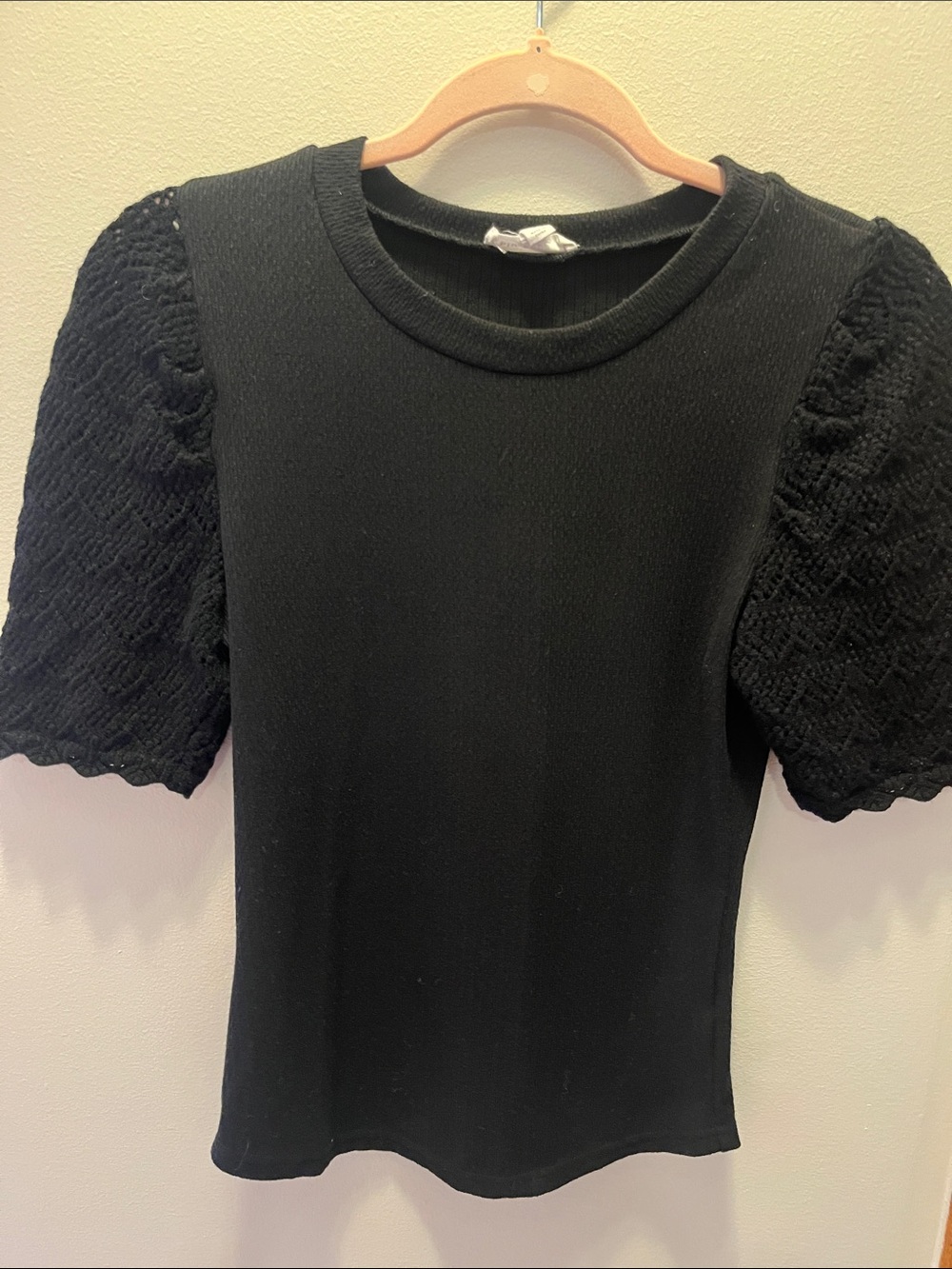 Blu Pepper Black Puff Sleeve Knit Top